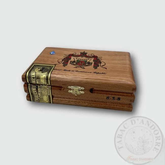 Cigare Arturo Fuente Gran Reserva – Flor Fina 8-5-8 C/10